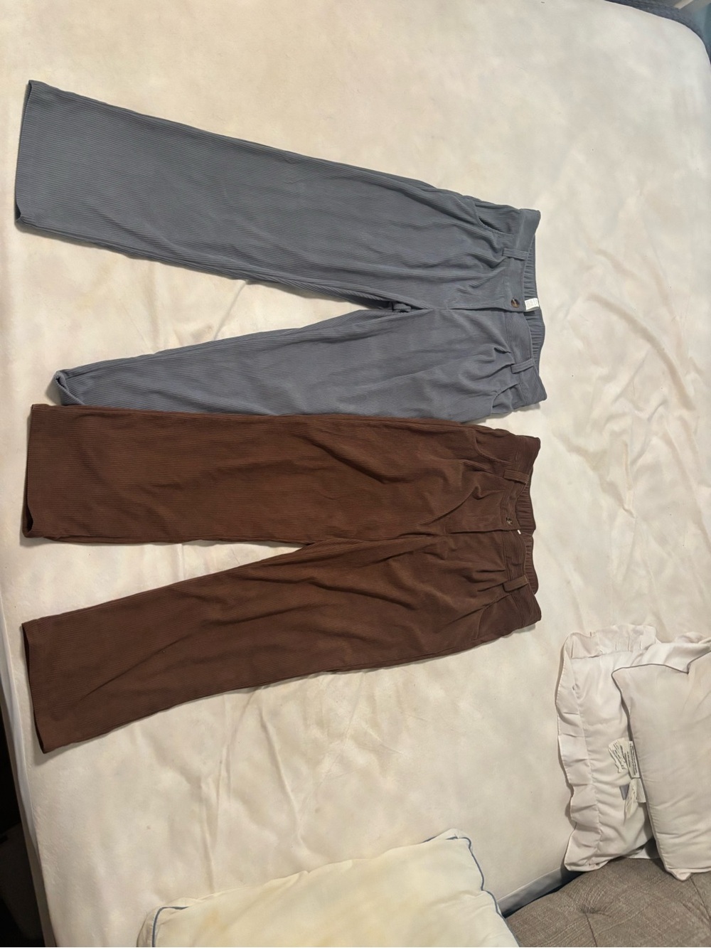 HALARA Men's Gray and Brown Chinos - Pleated Casual Trousers